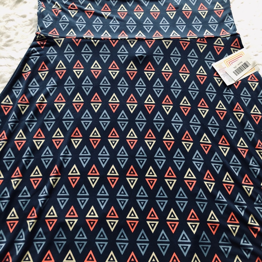 NWT 2XL LuLaRoe Azure Blue with Diamonds